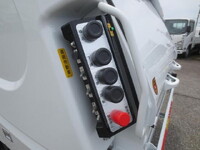 三菱ふそうキャンターパッカー車（塵芥車）小型（2t・3t）[写真18]