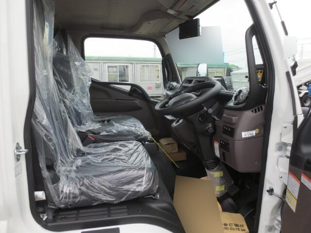 三菱ふそうキャンターパッカー車（塵芥車）小型（2t・3t）[写真19]