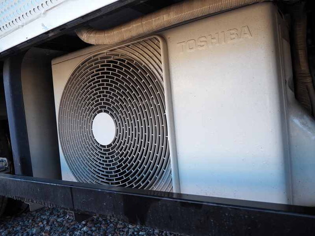 いすゞエルフその他の形状小型（2t・3t）[写真11]