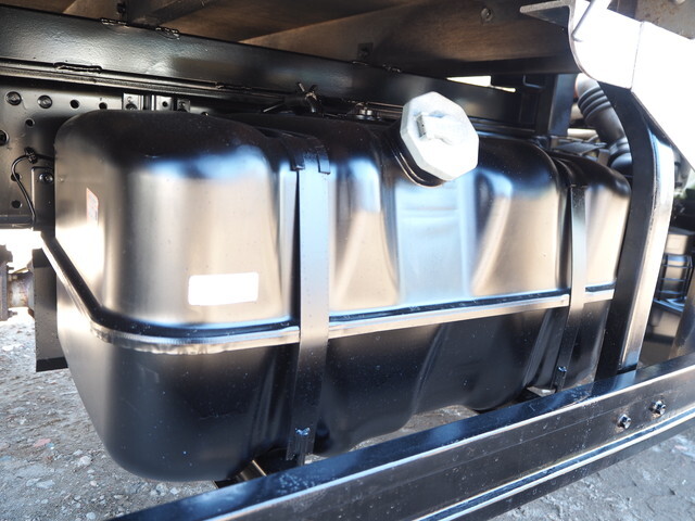 いすゞエルフ家畜運搬車小型（2t・3t）[写真11]