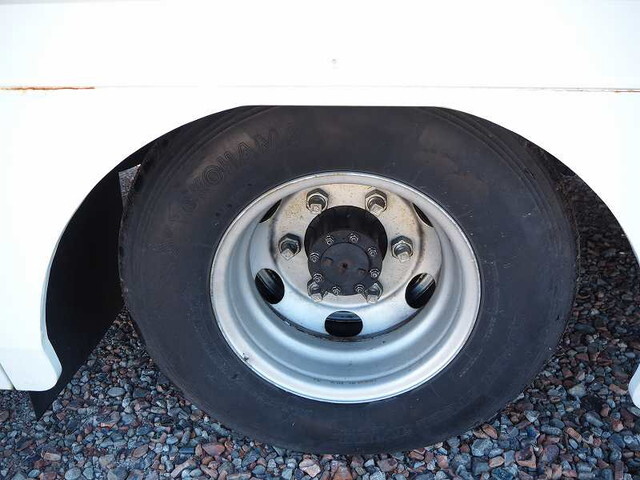 いすゞエルフその他の形状小型（2t・3t）[写真14]