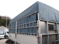 いすゞエルフ家畜運搬車小型（2t・3t）[写真20]