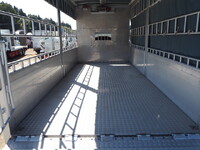 いすゞエルフ家畜運搬車小型（2t・3t）[写真21]