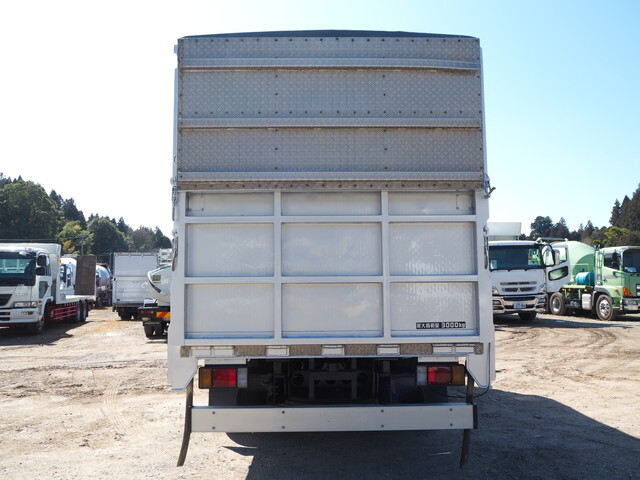 いすゞエルフ家畜運搬車小型（2t・3t）[写真24]