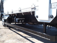 いすゞエルフ家畜運搬車小型（2t・3t）[写真27]