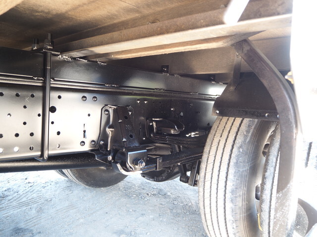 いすゞエルフ家畜運搬車小型（2t・3t）[写真28]