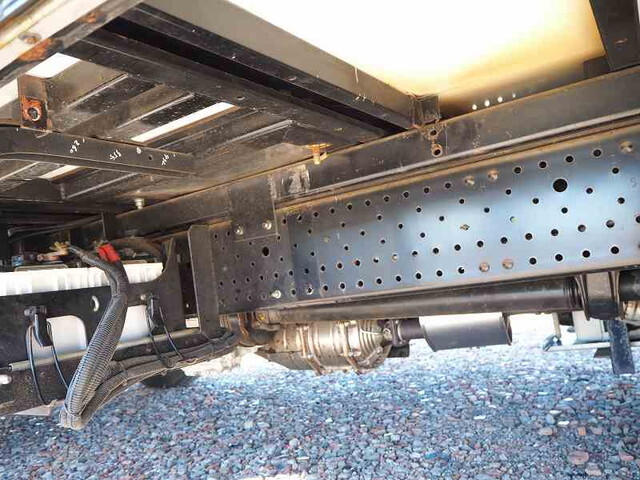 いすゞエルフその他の形状小型（2t・3t）[写真30]