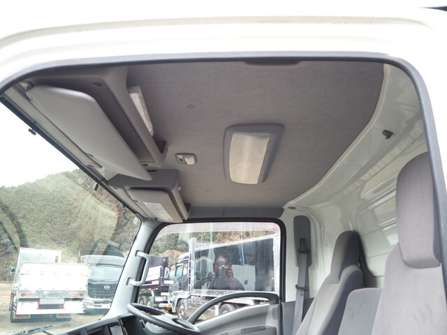 いすゞエルフ家畜運搬車小型（2t・3t）[写真30]