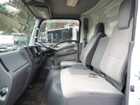 いすゞエルフ家畜運搬車小型（2t・3t）[写真32]