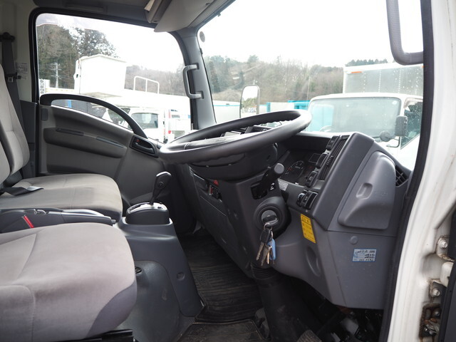 いすゞエルフ家畜運搬車小型（2t・3t）[写真33]