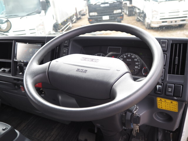 いすゞエルフ家畜運搬車小型（2t・3t）[写真34]