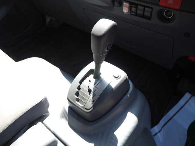 いすゞエルフ家畜運搬車小型（2t・3t）[写真34]