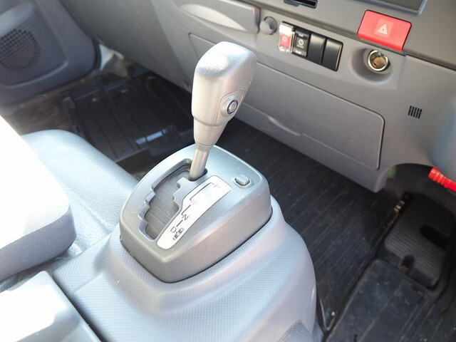 いすゞエルフその他の形状小型（2t・3t）[写真36]