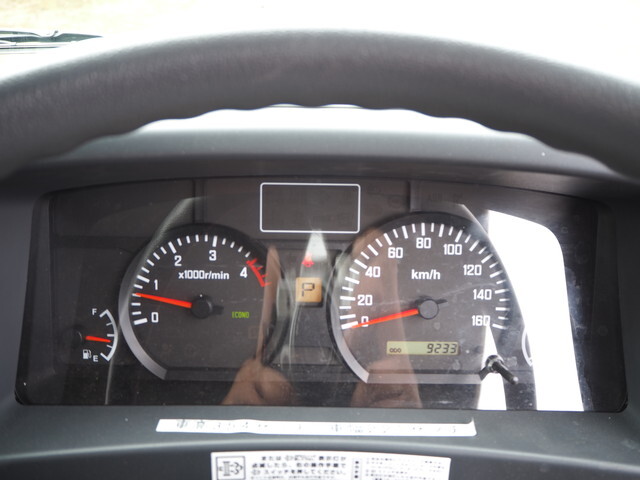 いすゞエルフ家畜運搬車小型（2t・3t）[写真36]