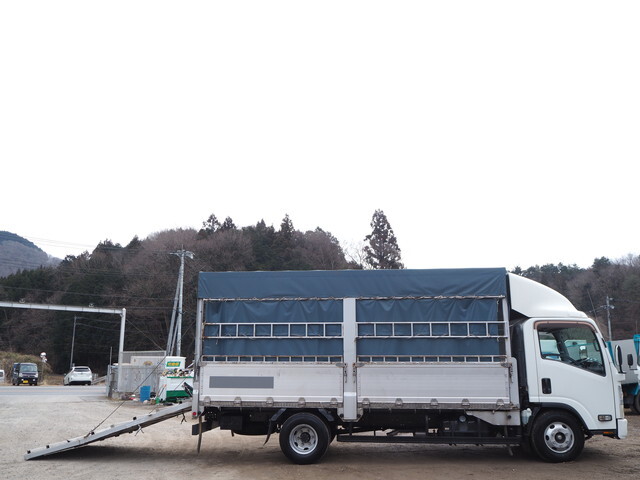 いすゞエルフ家畜運搬車小型（2t・3t）[写真06]