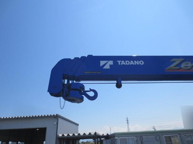 三菱ふそうファイタークレーン4段増トン（6t・8t）[写真11]