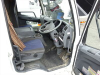 三菱ふそうファイタークレーン4段中型（4t）[写真13]