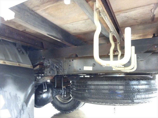 三菱ふそうファイタークレーン4段中型（4t）[写真30]