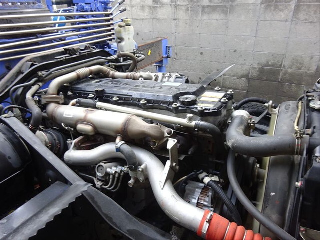 三菱ふそうファイタークレーン4段中型（4t）[写真37]