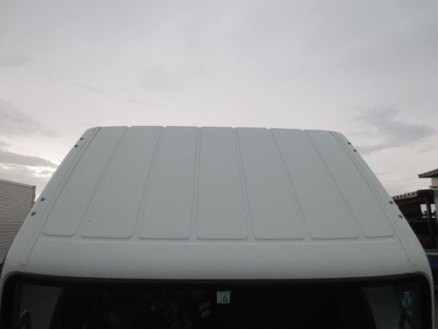 三菱ふそうキャンターアルミバン小型（2t・3t）[写真16]