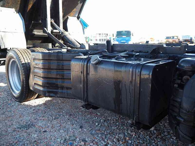 いすゞエルフ深ダンプ（土砂禁ダンプ）小型（2t・3t）[写真12]