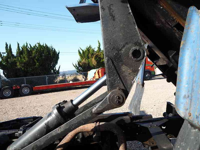 いすゞエルフ深ダンプ（土砂禁ダンプ）小型（2t・3t）[写真28]