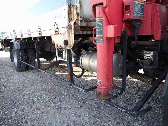 三菱ふそうファイタークレーン3段中型（4t）[写真24]