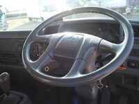 三菱ふそうファイタークレーン3段中型（4t）[写真39]