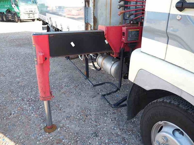 三菱ふそうファイタークレーン3段中型（4t）[写真09]