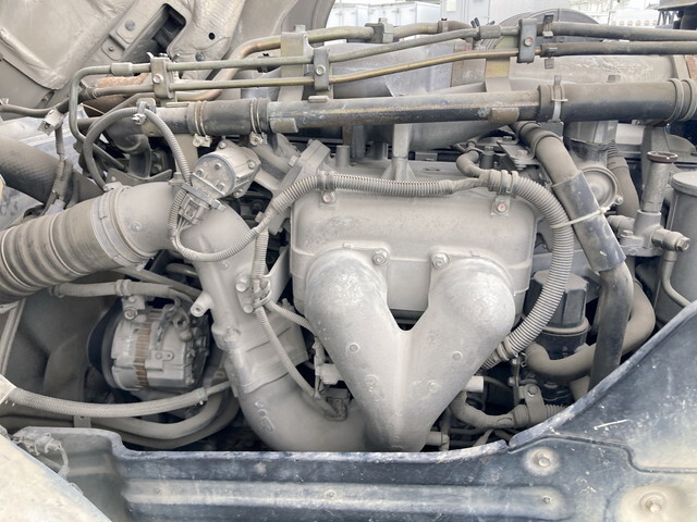 いすゞギガミキサー車（コンクリートミキサー）大型（10t）[写真26]