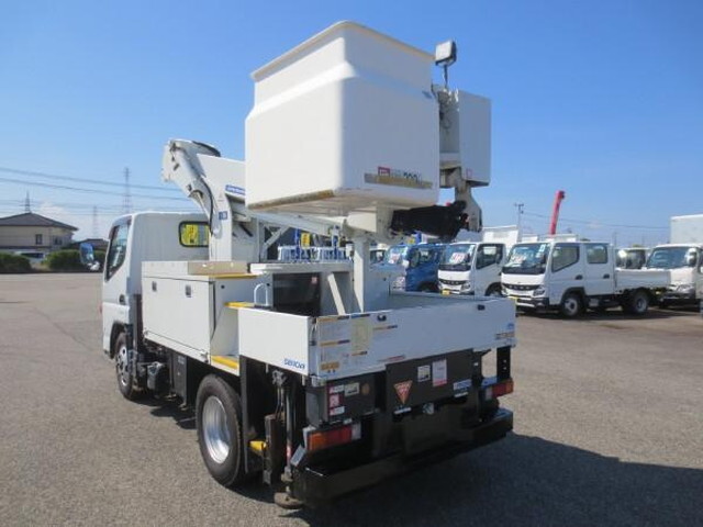 三菱ふそうキャンター高所作業車小型（2t・3t）[写真02]