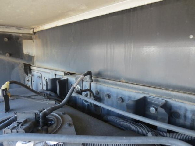 三菱ふそうキャンター高所作業車小型（2t・3t）[写真20]