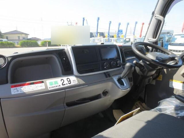 三菱ふそうキャンター高所作業車小型（2t・3t）[写真22]