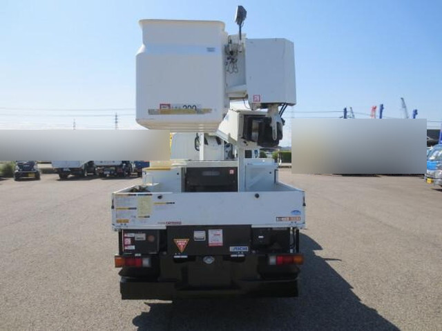 三菱ふそうキャンター高所作業車小型（2t・3t）[写真07]