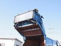 日野デュトロパッカー車（塵芥車）小型（2t・3t）[写真13]