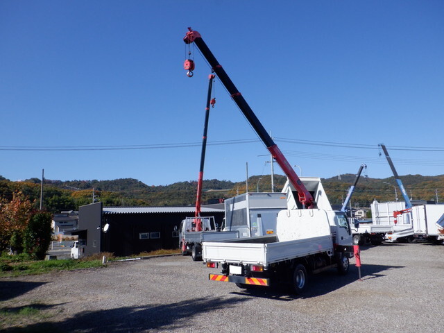 いすゞエルフクレーン4段小型（2t・3t）[写真02]