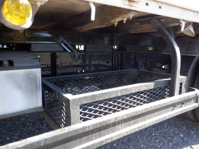 いすゞエルフクレーン4段小型（2t・3t）[写真22]