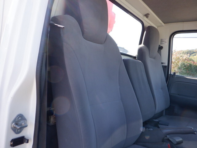 いすゞエルフクレーン4段小型（2t・3t）[写真30]