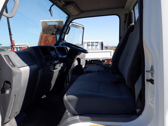 いすゞエルフクレーン4段小型（2t・3t）[写真37]