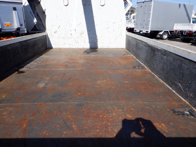 いすゞエルフクレーン4段小型（2t・3t）[写真09]