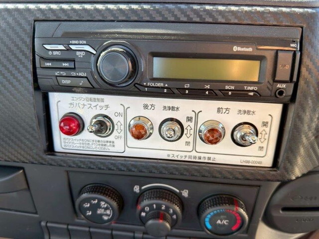 日野レンジャー散水車中型（4t）[写真24]