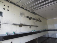 いすゞエルフアルミバン小型（2t・3t）[写真12]