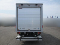 いすゞエルフアルミバン小型（2t・3t）[写真07]