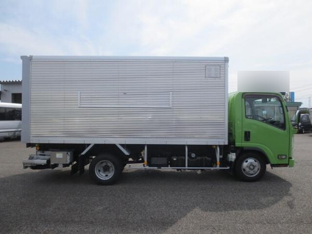 いすゞエルフアルミバン小型（2t・3t）[写真07]