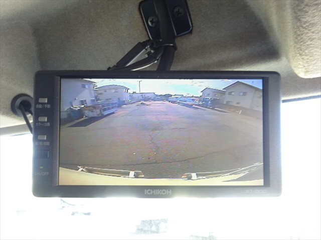 いすゞフォワードパッカー車（塵芥車）中型（4t）[写真30]