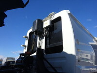 いすゞフォワードパッカー車（塵芥車）中型（4t）[写真40]