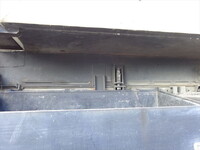 いすゞフォワードパッカー車（塵芥車）中型（4t）[写真05]