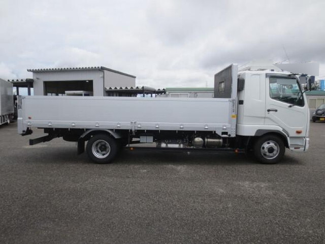 三菱ふそうファイターアルミブロック中型（4t）[写真07]