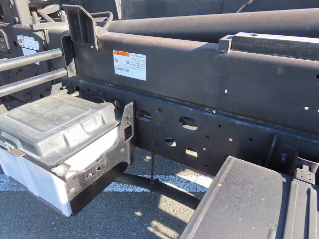 日野レンジャーコンテナ専用車中型（4t）[写真10]