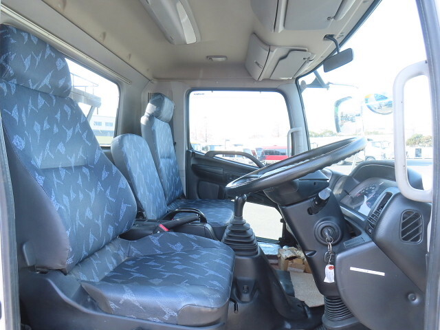 日野レンジャーコンテナ専用車中型（4t）[写真17]